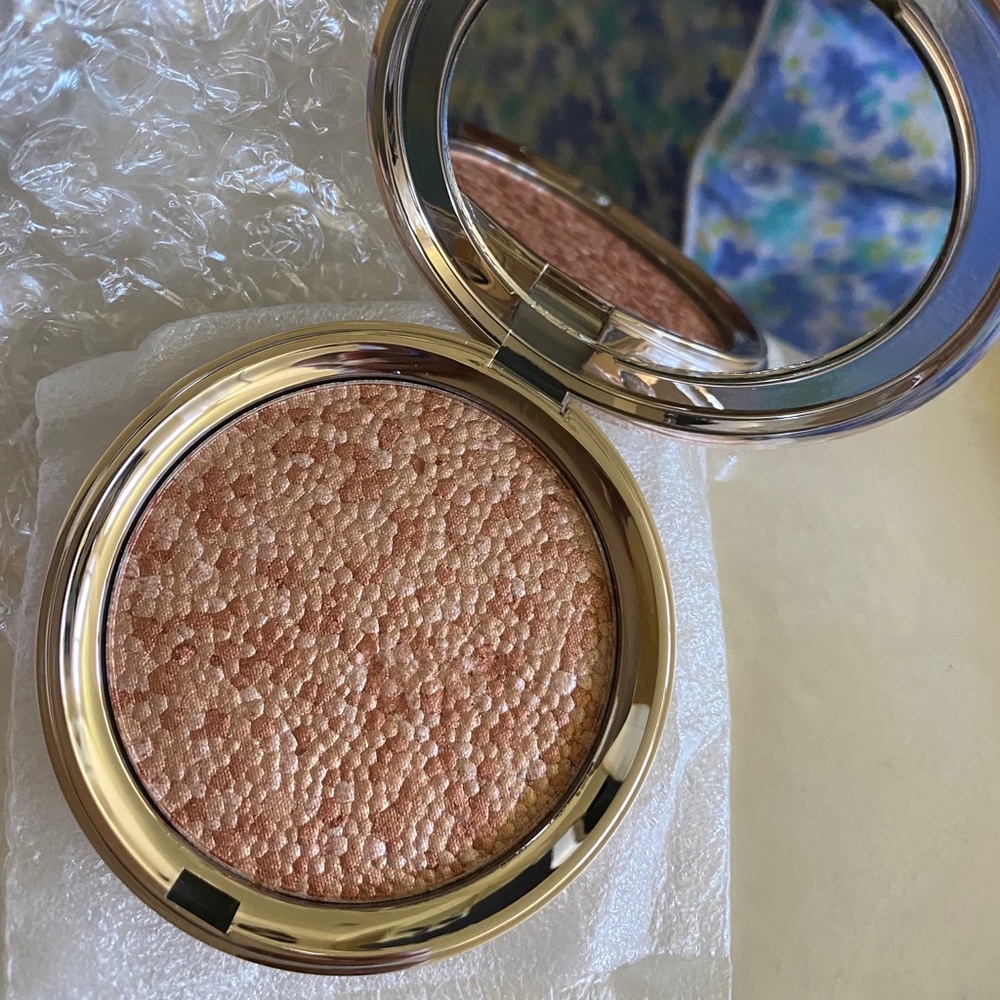 Ciate confetti highlighter